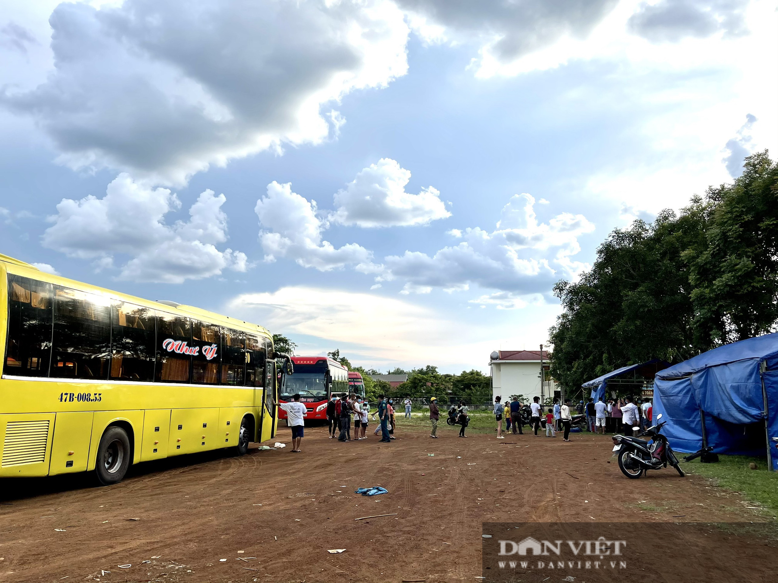 Đắk Lắk: Kích hoạt lại chốt kiểm tra phòng, chống dịch sau khi ghi nhận ca thứ 4 dương tính SARS-CoV-2 - Ảnh 10.