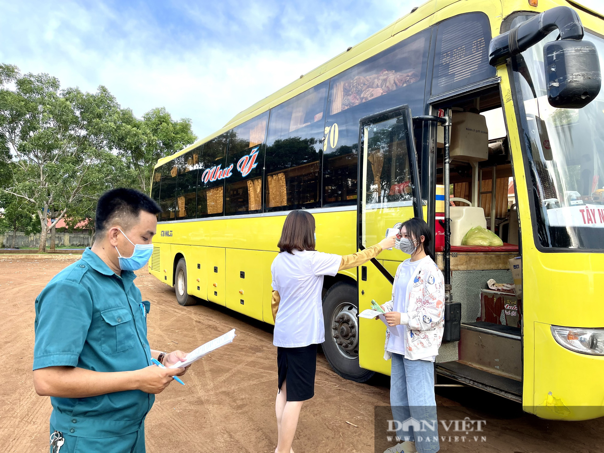 Đắk Lắk: Kích hoạt lại chốt kiểm tra phòng, chống dịch sau khi ghi nhận ca thứ 4 dương tính SARS-CoV-2 - Ảnh 11.