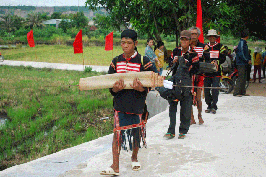 Thăm khu di tích lịch sử, nơi có 14 vị vua nghèo có khả năng hô mưa, gọi gió - Ảnh 3.