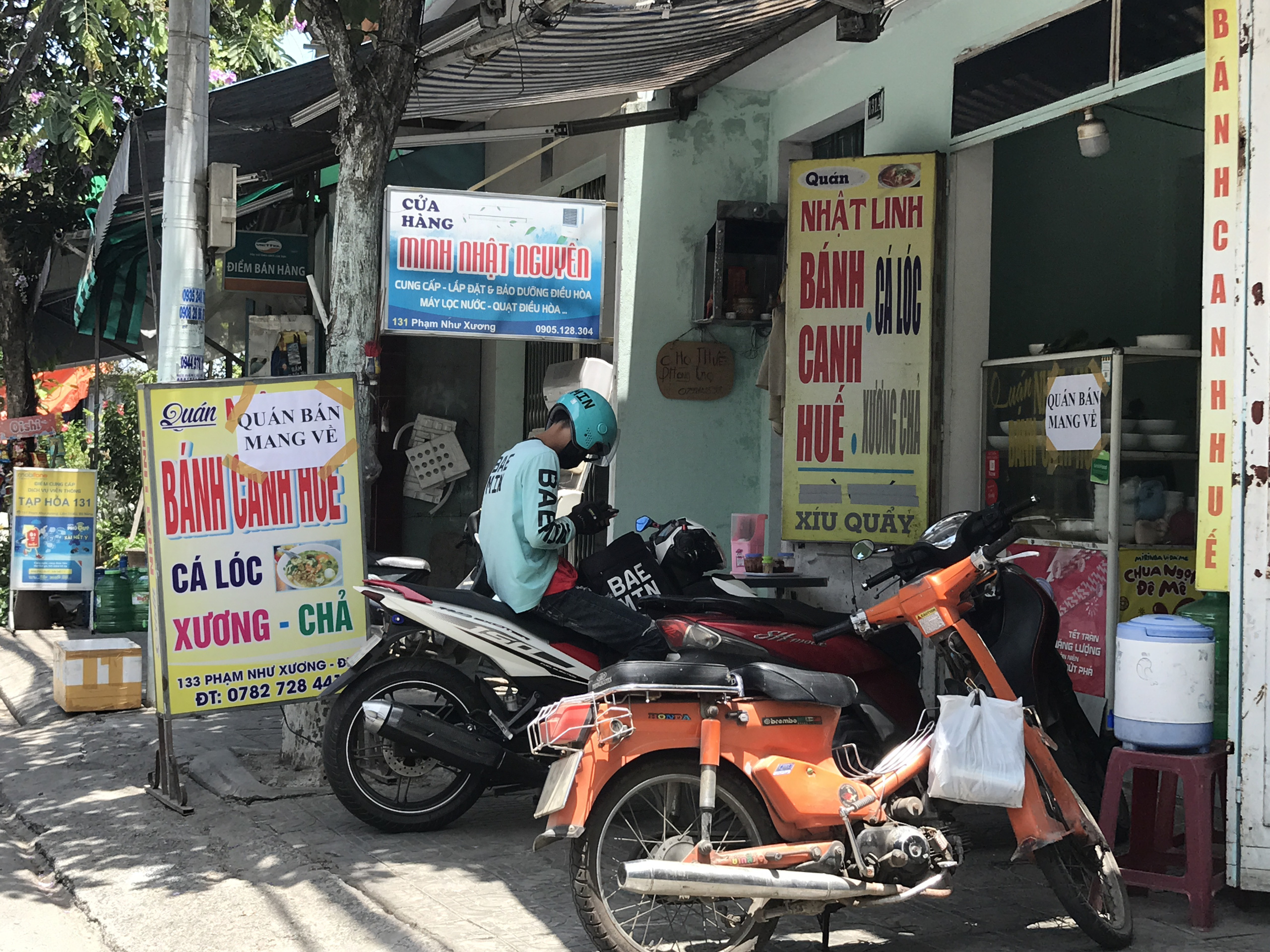 Đà Nẵng: Hàng quán nghiêm chỉnh treo bảng bán mang về, thậm chí đóng cửa để phòng chống dịch Covid-19 - Ảnh 6.