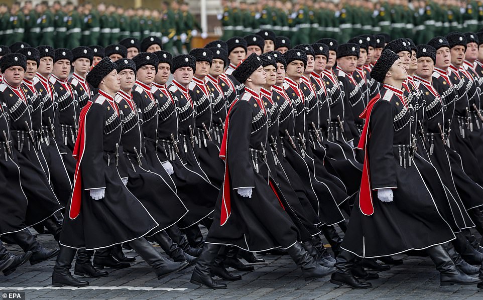 Nga khoe những vũ khí nguy hiểm nhất trong lễ duyệt binh kỷ niệm Ngày Chiến thắng  - Ảnh 9.