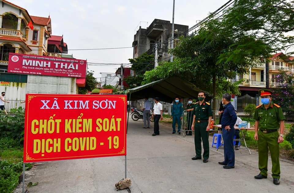 Xuất hiện &quot;ổ dịch&quot; liên quan đến Bắc Ninh, Chủ tịch Hà Nội yêu cầu phải nâng mức cảnh báo lên cao hơn - Ảnh 2.