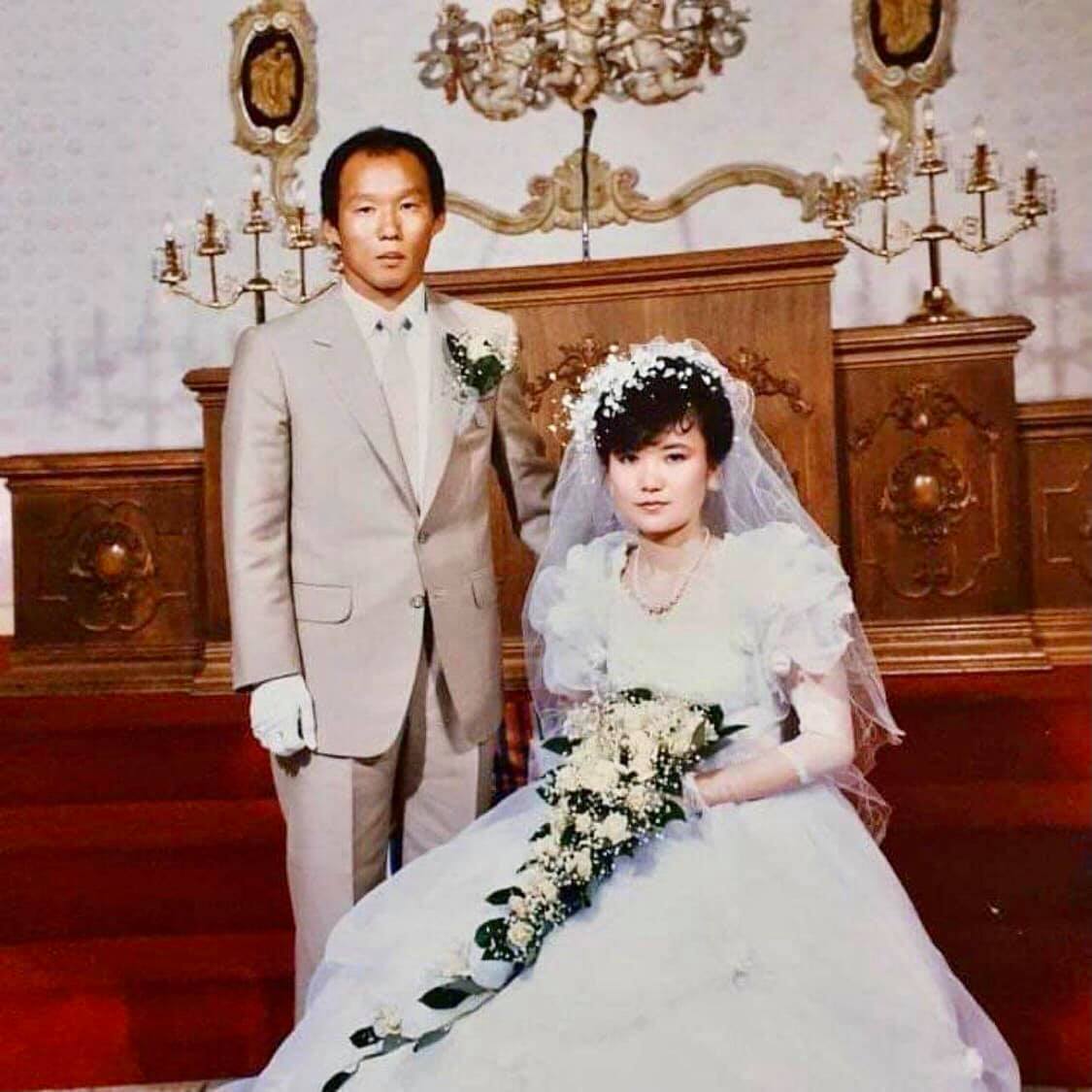 HLV Park kỷ niệm 34 năm ngày cưới xa vợ: Chuyện tình đẹp của &quot;cặp đôi hoàn hảo&quot; - Ảnh 1.