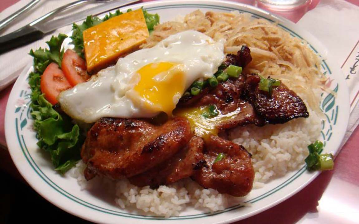 Cơm tấm Sài Gòn: món ăn bình dân dần trở thành “đặc sản” trong mùa Covid. - Ảnh 1.