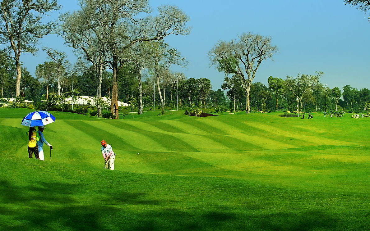 Nóng: Nhân viên sân golf nghi mắc Covid-19, liên quan chuỗi truyền giáo Phục Hưng, Đồng Nai họp khẩn