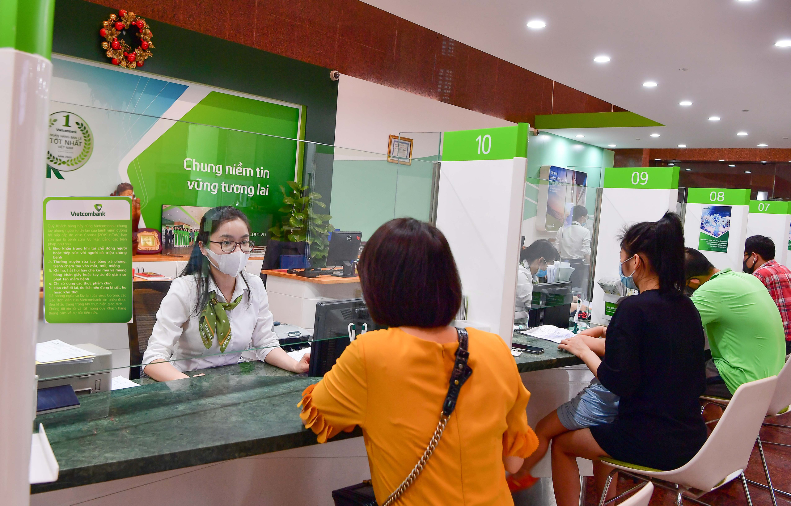 Vietcombank giảm lãi suất tiền vay và phí hỗ trợ khách hàng tại hai tỉnh Bắc Giang và Bắc Ninh - Ảnh 3.