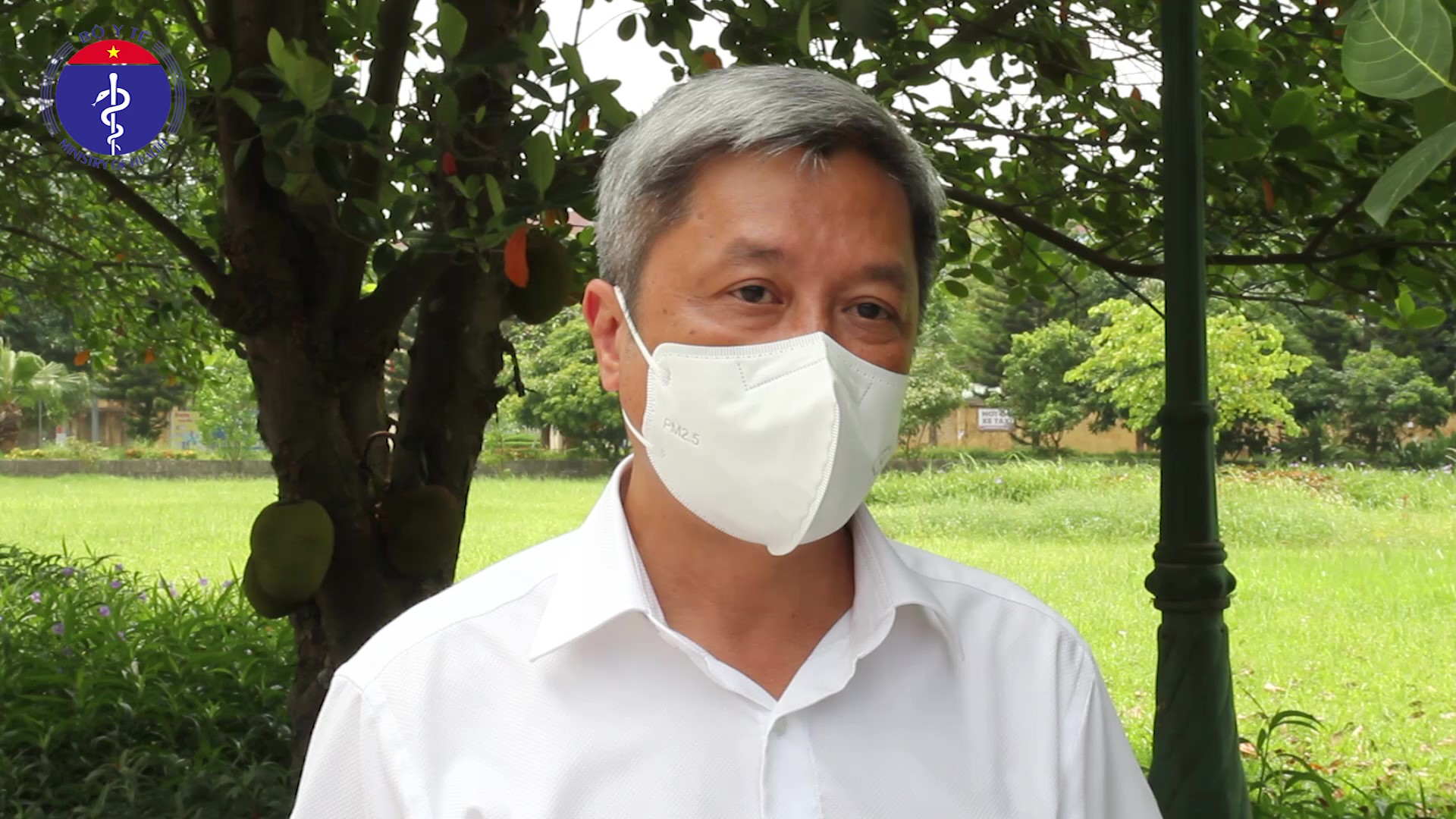 Thứ trưởng Bộ Y tế Nguyễn Trường Sơn: &quot;Sẽ thử thiết bị làm mát để bảo vệ sức khỏe nhân viên y tế&quot; - Ảnh 2.