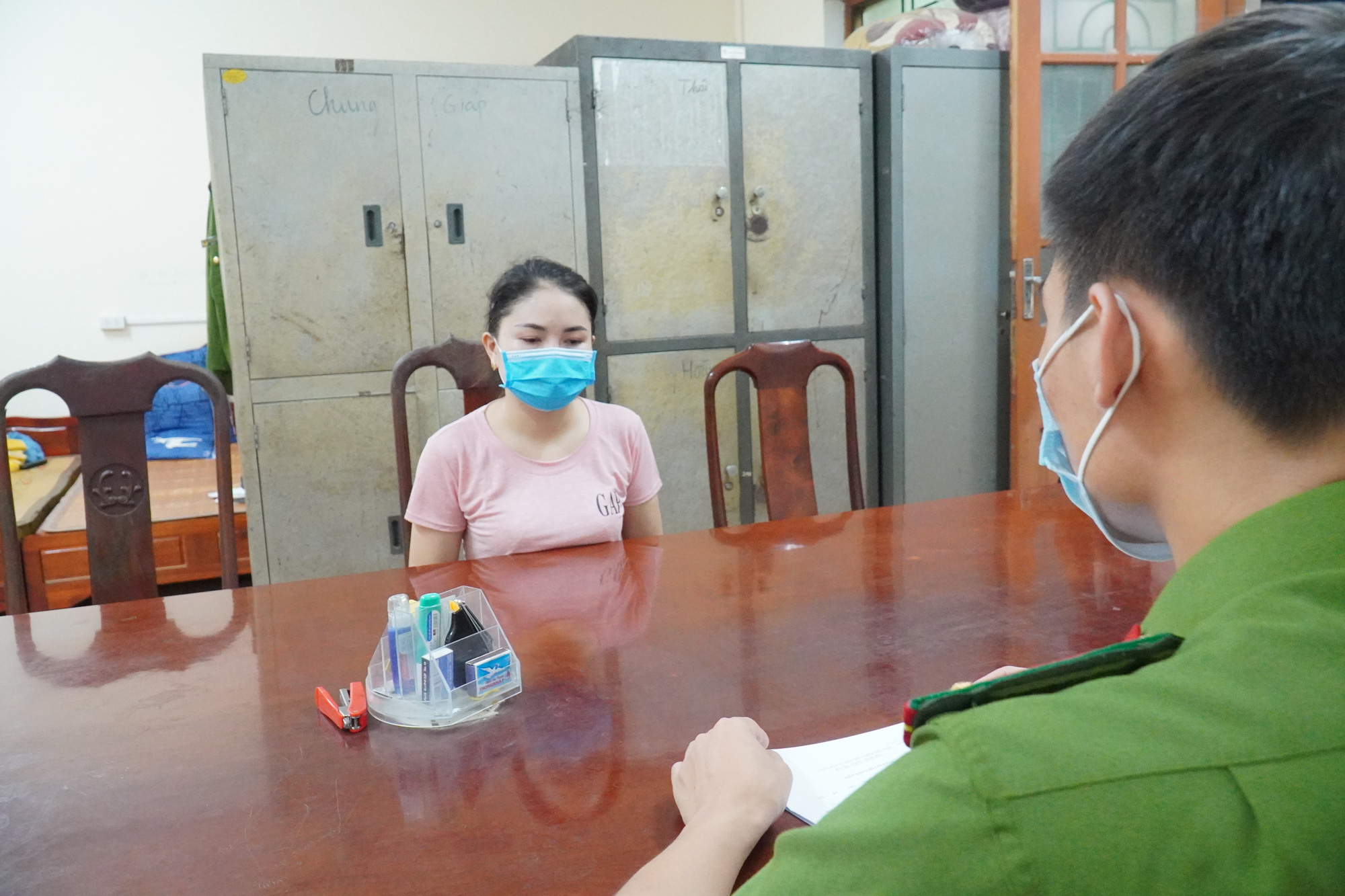 Bất chấp dịch Covid-19, 11 thanh niên ở Bắc Ninh thuê phòng bay lắc trong đêm - Ảnh 2.