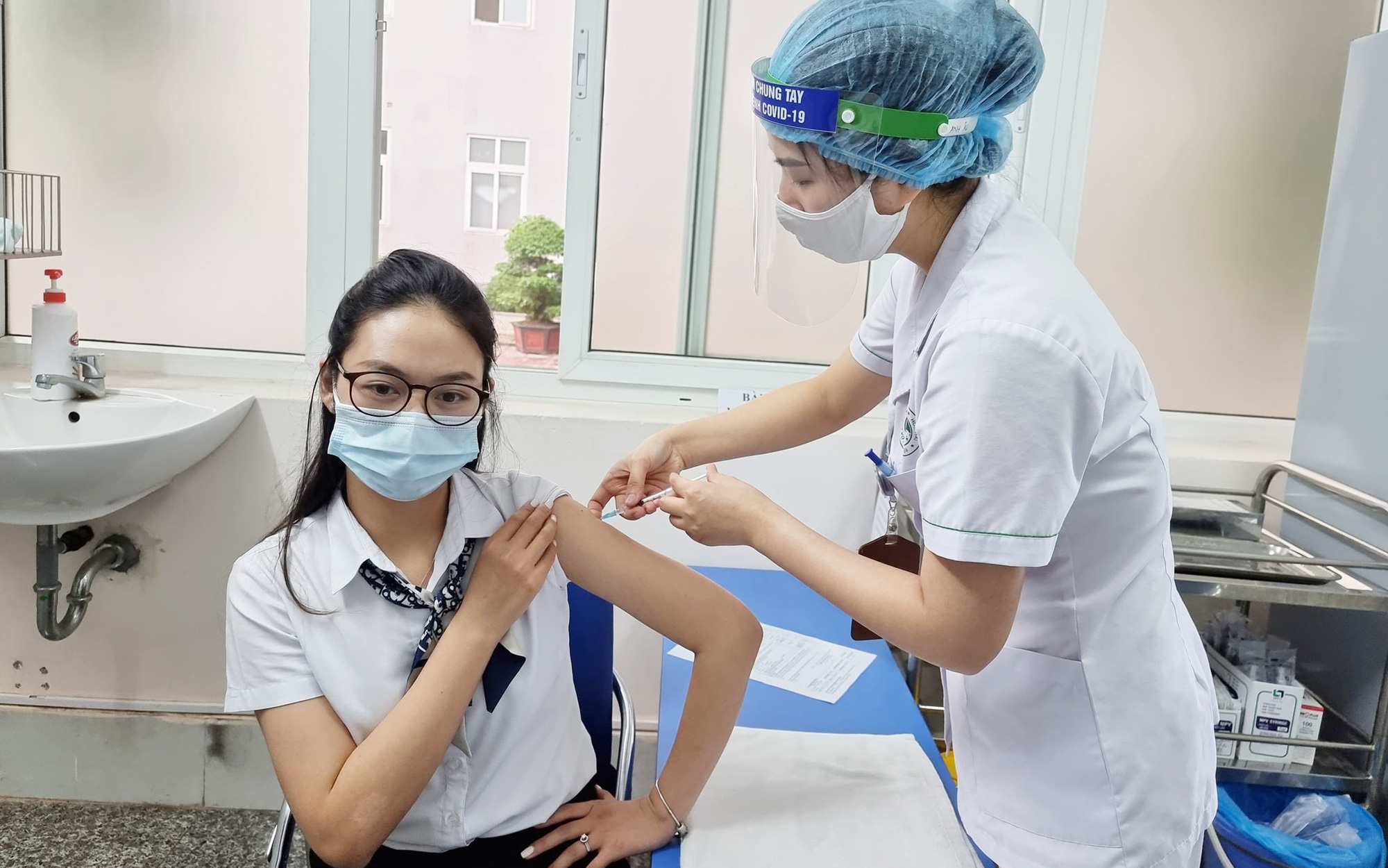 Hà Nội: Thu hồi văn bản "kinh phí tiêm vắc xin sẽ do người dân tự chi trả"