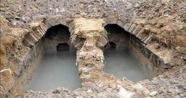 Lần đầu tiên trên thế giới: Khai quật ngôi mộ 2000 năm tuổi lại thấy 'cụ' rùa nghìn năm chui ra - Ảnh 4.