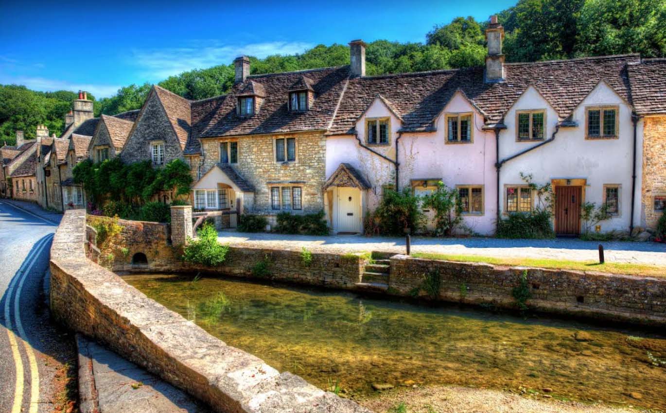 Khám phá những ngôi làng cổ đẹp nhất nước Anh, khách du lịch mê mẩn