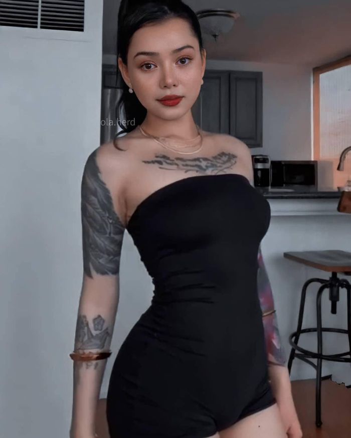 Hot girl quyến rũ sở hữu gương mặt &quot;trẻ thơ&quot;, nổi tiếng thứ 3 trên TikTok toàn thế giới - Ảnh 5.