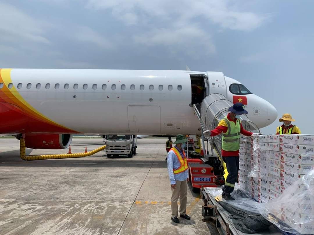 Vận tải hàng khoá hàng không &quot;cứu&quot; Vietnam Airlines, Vietjet, Bamboo Airways  - Ảnh 2.