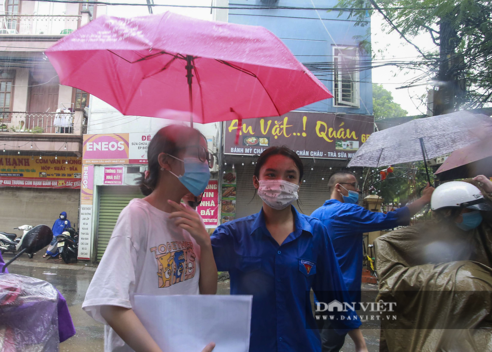 Nhìn lại &quot;kỳ thi chưa từng có trong lịch sử&quot; ở Hà Nội: Thành công với &quot;từ khóa&quot; đồng lòng - Ảnh 3.