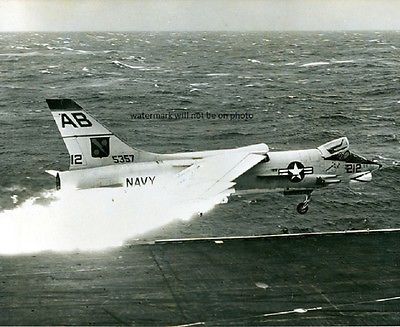 Cảnh tượng hiếm về máy bay Mỹ bị bắn rơi ở Việt Nam - Ảnh 12.