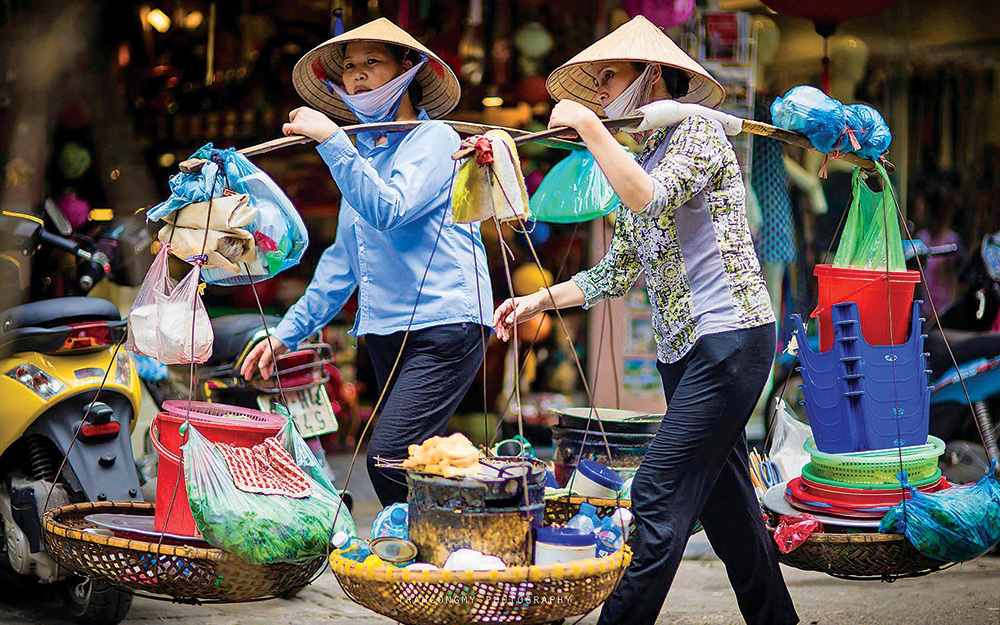 Hà Nội: Những &quot;thân cò&quot; lao đao vì Covid-19