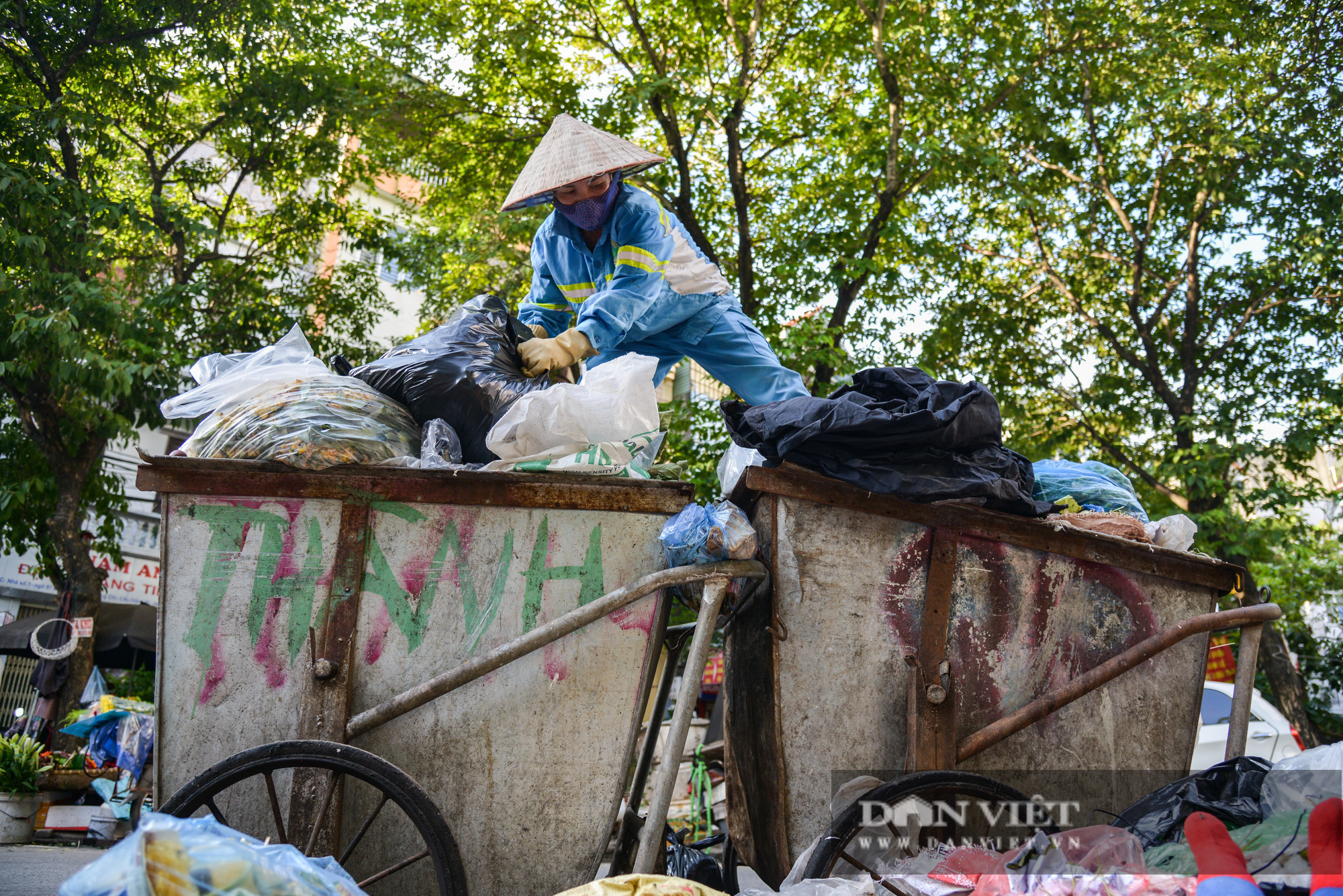 Công nhân môi trường vì nợ lương người lượm ve chai, người đi vay lãi lo con ăn học - Ảnh 3.