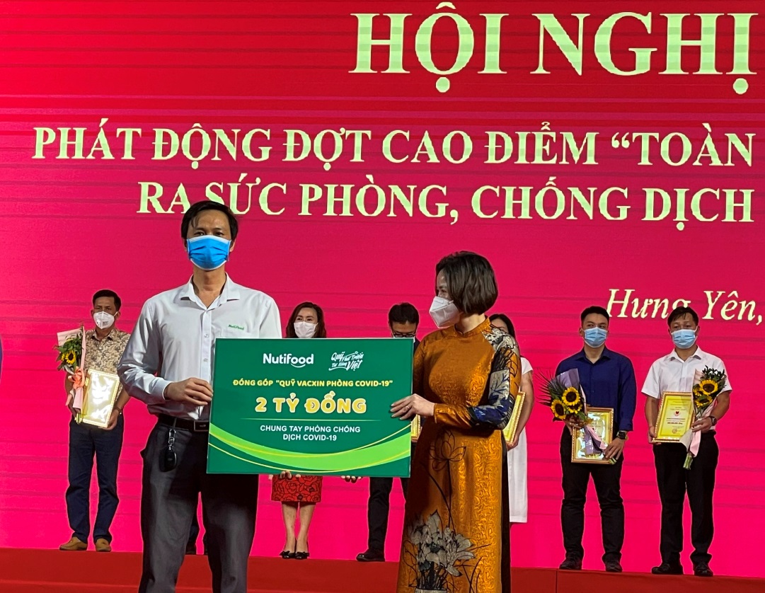 Quỹ Phát triển Tài năng Việt &quot;Bắc tiến&quot; chung tay phòng chống Covid-19 - Ảnh 1.