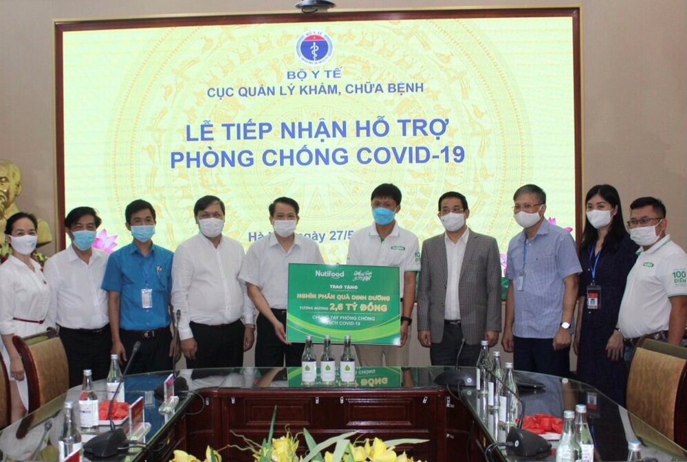 Quỹ Phát triển Tài năng Việt &quot;Bắc tiến&quot; chung tay phòng chống Covid-19 - Ảnh 2.