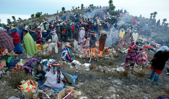 Bộ lạc Tarahumara nổi tiếng với “huyền thoại chạy”, đàn ông kết  hôn nhiều lần và Tesgüino giúp tăng “giao lưu tình cảm” - Ảnh 5.