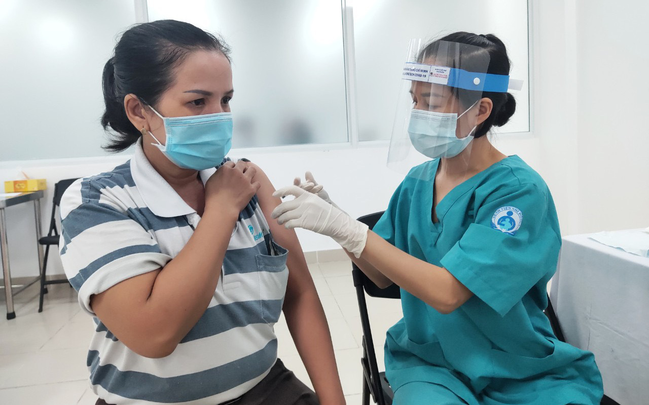 TP.HCM: Gần 5.500 công nhân tại khu chế xuất Tân Thuận được tiêm vaccine Covid-19
