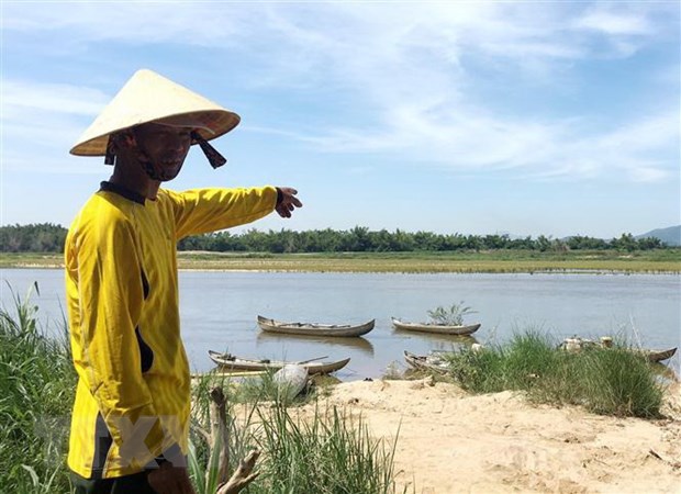 Đánh cá bằng hình thức chích điện, hai vợ chồng tử vong thương tâm - Ảnh 1.