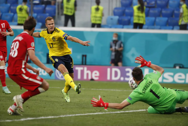 Kết quả, BXH EURO 2020 ngày 24/6: Lewandowski tỏa sáng, Ba Lan vẫn bị loại - Ảnh 1.