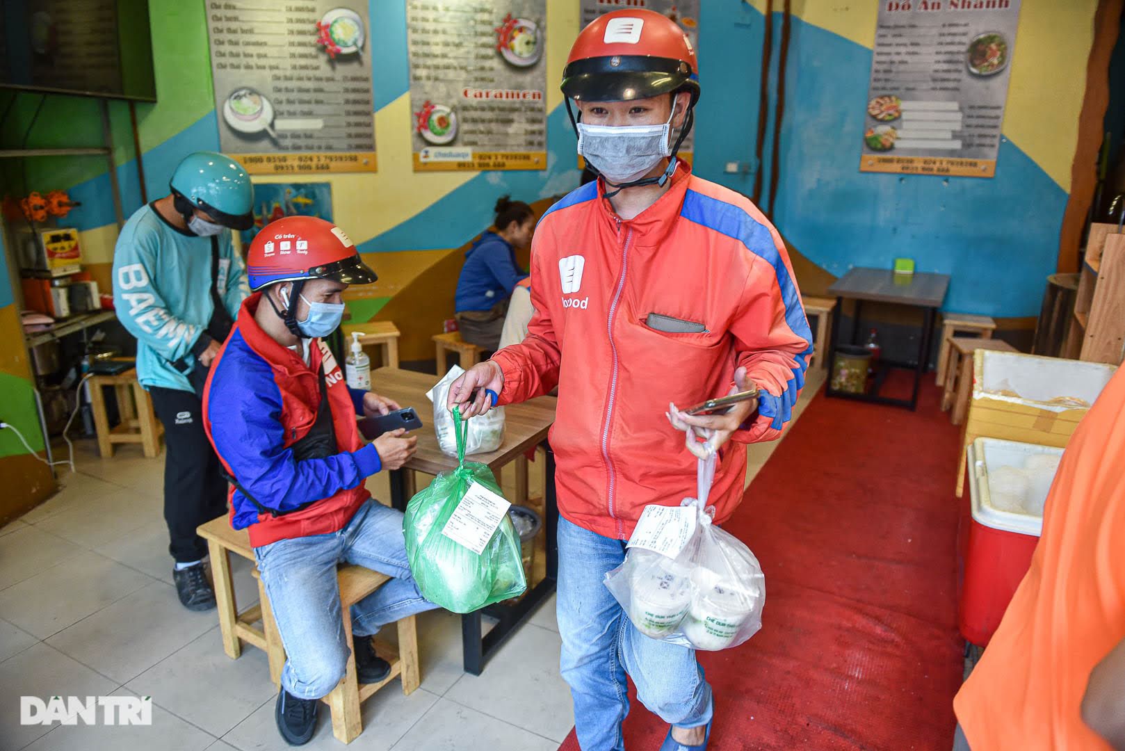Quán chè Thái đắt khách nhất nhì ở Hà Nội, mỗi ngày bán hơn 1000 cốc - Ảnh 9.