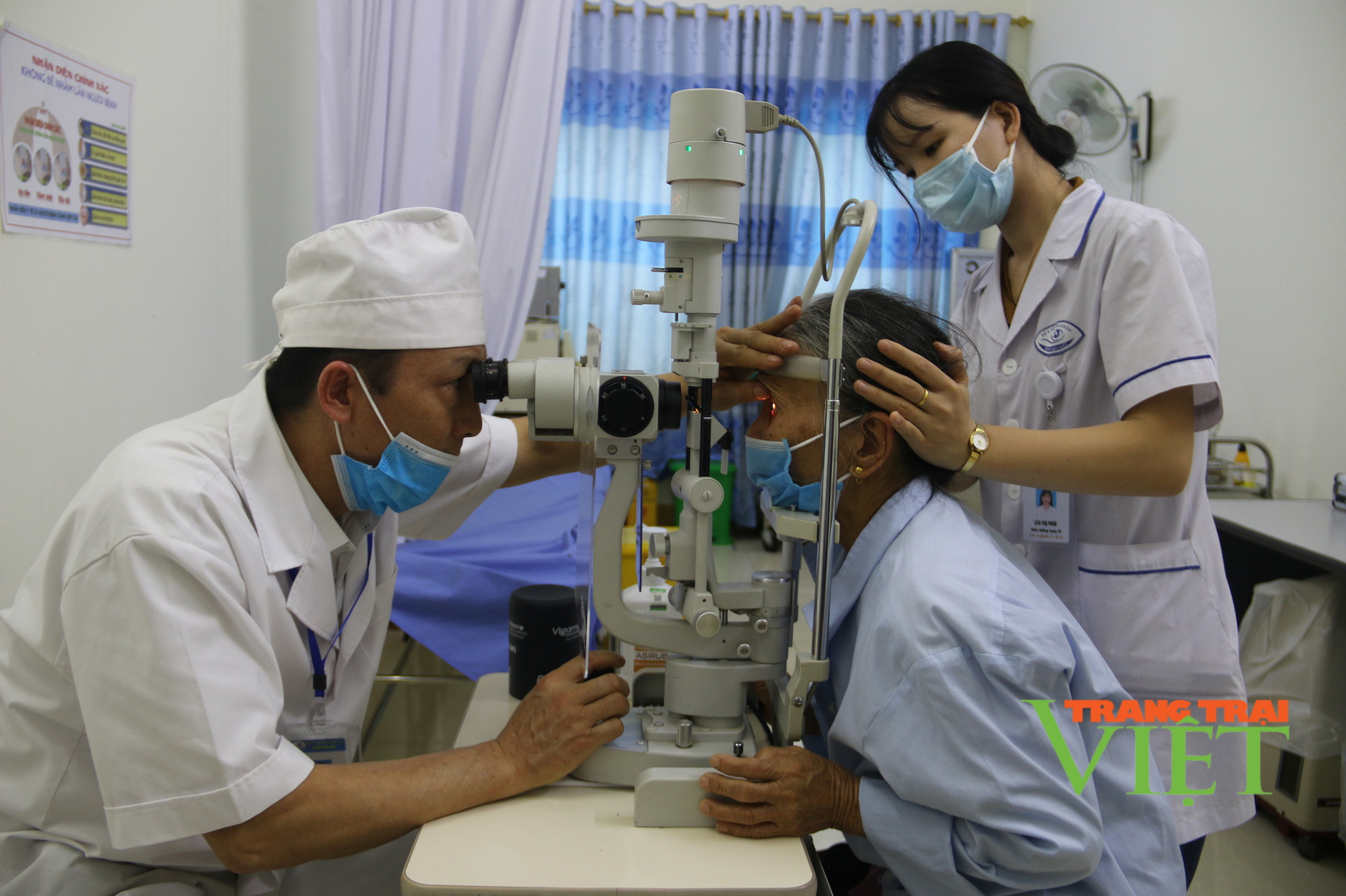  Bệnh viện mắt Sơn La: Gửi gắm niềm tin, đưa ánh sáng đến với người bệnh - Ảnh 1.