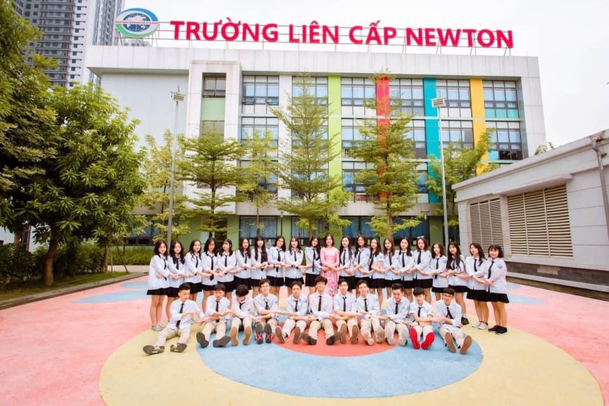 Học sinh Trường Newton đứng đầu đỗ trường chuyên và thi vào lớp 10 - Ảnh 3.