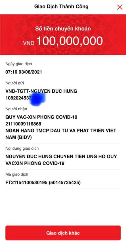 Người cha dành toàn bộ 100 triệu học bổng của con trai ủng hộ Quỹ Vắc xin phòng chống Covid-19 - Ảnh 1.