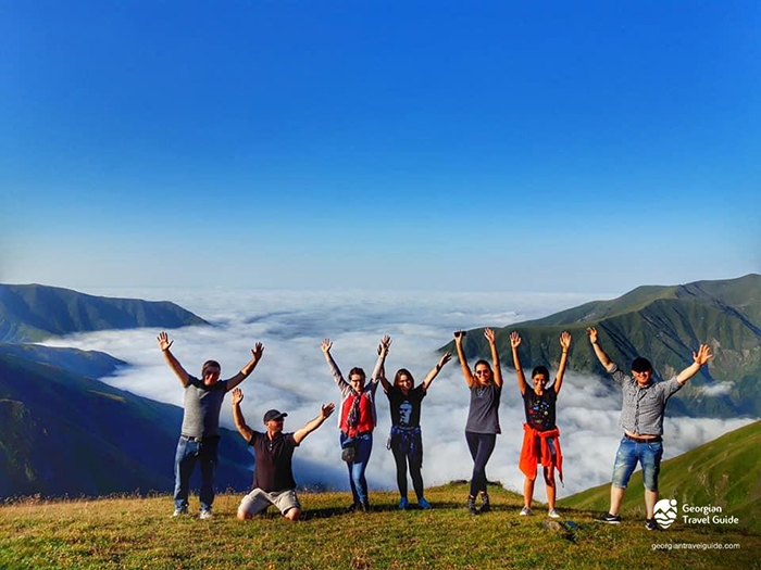 Tour mạo hiểm trải nghiệm tuyến đường du mục Tusheti, chiêm ngưỡng “thế giới thần tiên đang ngủ yên” - Ảnh 12.