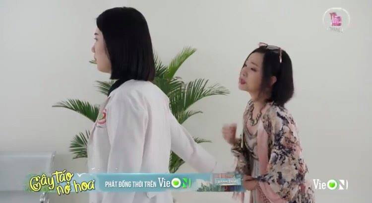 Cây táo nở hoa tập 39: Xin tiền Châu không được, bà Ích dụ dỗ Báu làm &quot;sugar baby&quot; - Ảnh 2.