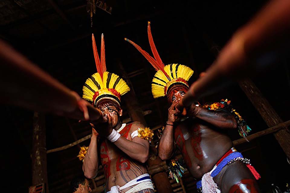 Brazil: Kỳ lạ bộ lạc Yawalapiti nude tại lễ hội, phụ nữ và đàn ông phải làm thế này - Ảnh 5.