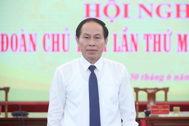 Chân dung tân Phó Chủ tịch-Tổng Thư ký Ủy ban Trung ương Mặt trận Tổ quốc Việt Nam Lê Tiến Châu - Ảnh 1.