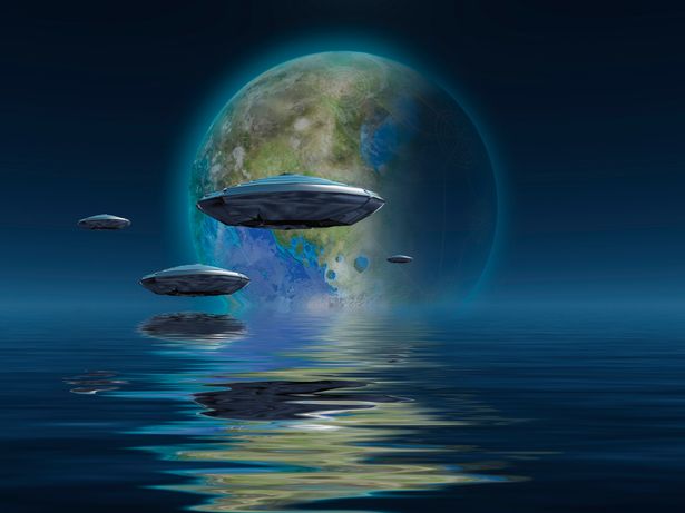 UFO đến từ dưới biển, không phải ngoài vũ trụ? - Ảnh 2.