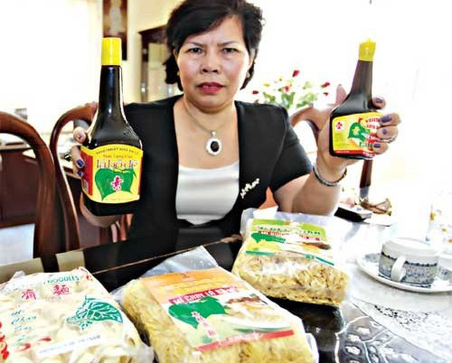 Chân dung nữ doanh nhân vừa kiện bà Nguyễn Phương Hằng, đòi bồi thương 1.000 tỷ đồng - Ảnh 1.