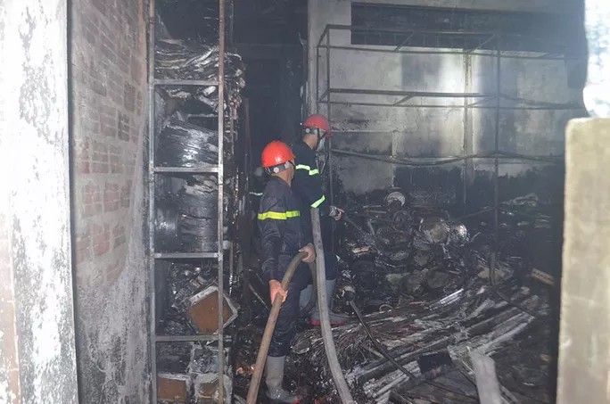 Cháy lớn khiến 4 người tử vong ở Quảng Ngãi - Ảnh 3.