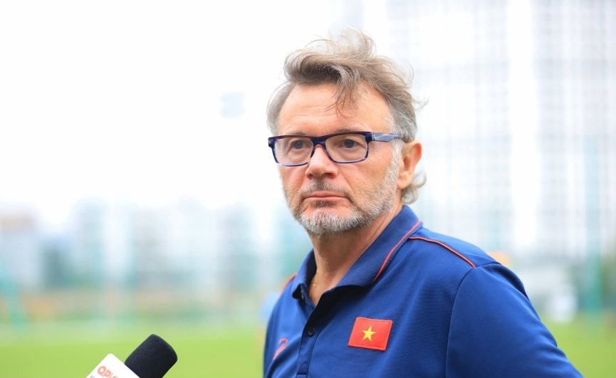 Vì sao &quot;Phù thủy trắng&quot; Philippe Troussier bất ngờ chia tay bóng đá Việt Nam? - Ảnh 1.