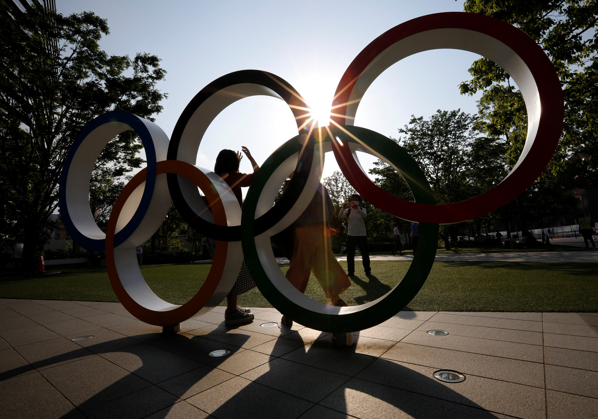 Một nửa số người Nhật dự đoán Thế vận hội sẽ được tổ chức vào mùa hè này  - Ảnh 1.