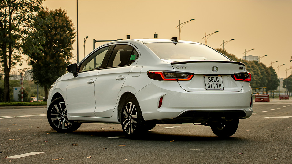 Honda City 2021 &quot;lột xác&quot; ra sao để đua với Toyota Vios, Hyunda Accent? - Ảnh 13.