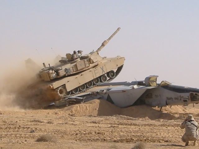 Giải mã vụ Iraq chôn giấu 800 máy bay chiến đấu trong sa mạc - Ảnh 11.