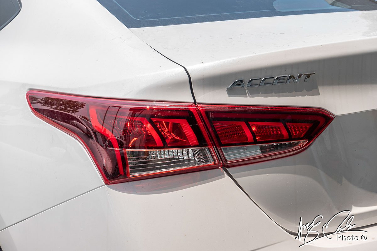 Hyundai Accent số sàn lên ngôi, giá siêu rẻ - Ảnh 19.