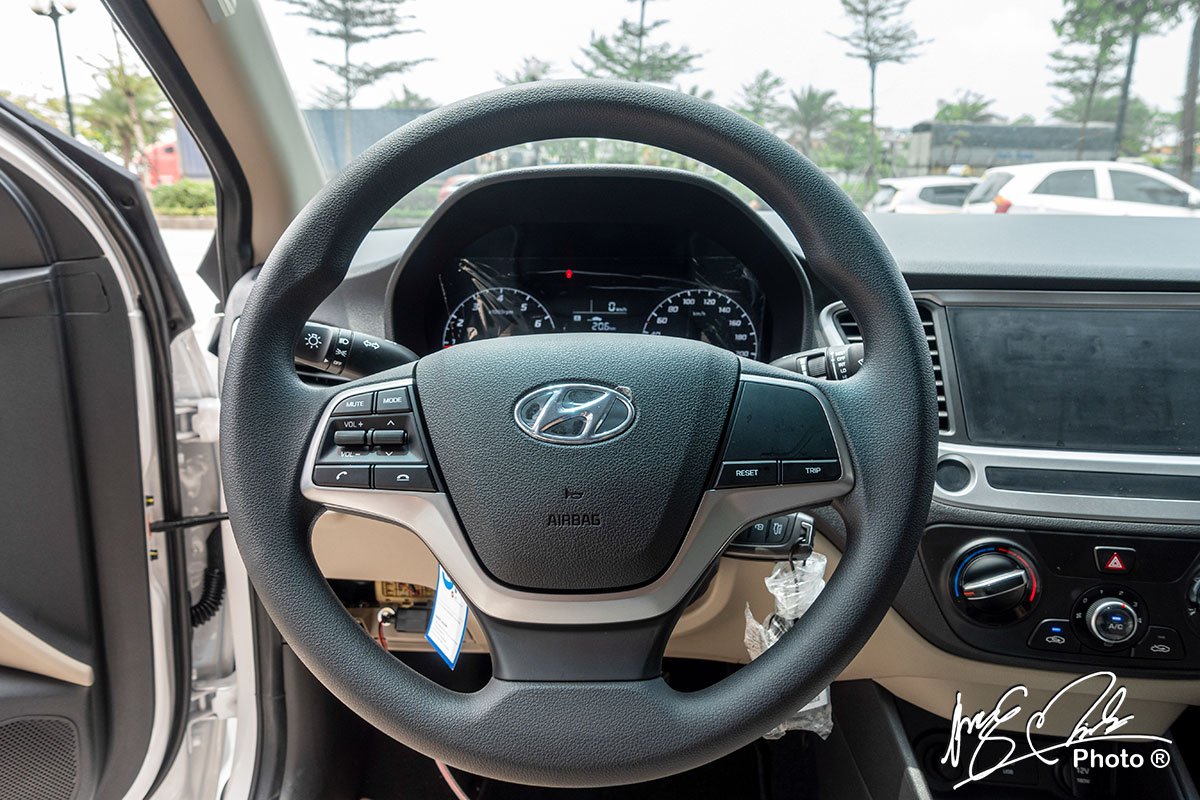 Hyundai Accent số sàn lên ngôi, giá siêu rẻ - Ảnh 9.