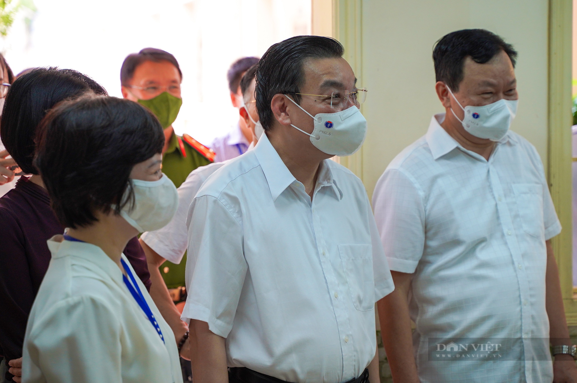 Chủ tịch TP Hà Nội tham dự diễn tập phòng dịch Covid-19 cho kỳ thi THPT - Ảnh 4.