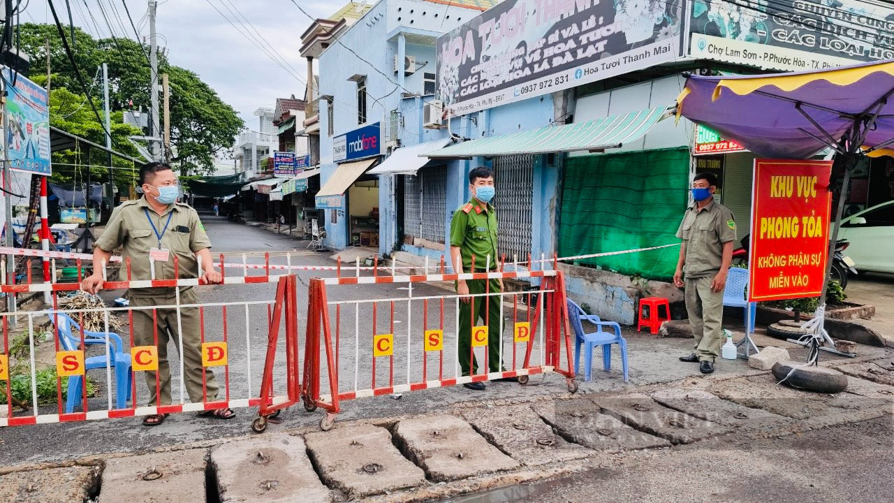 Bà Rịa – Vũng Tàu: Xét nghiệm cho tiểu thương, nghiệp đoàn bốc xếp, tài xế, ra sức dập dịch - Ảnh 1.