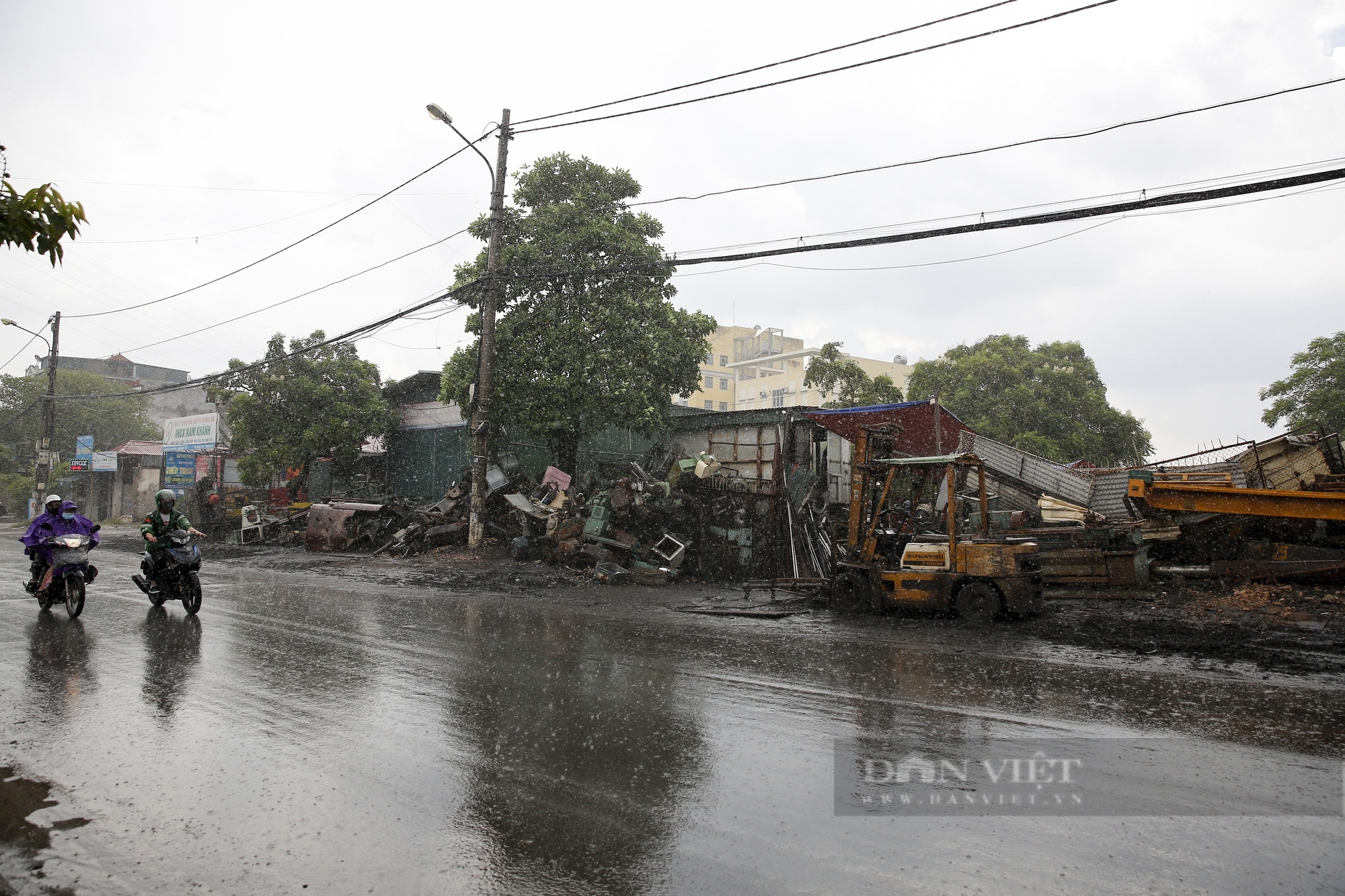 Hà Nội: Phố Tam Trinh đang bị xâm lấn nghiêm trọng - Ảnh 1.