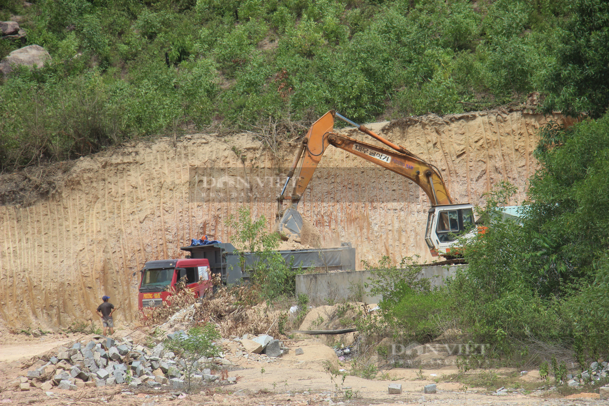 Nhức nhối khai thác, sử dụng “đất lậu” ở Bình Định, chính quyền ở đâu? - Ảnh 3.