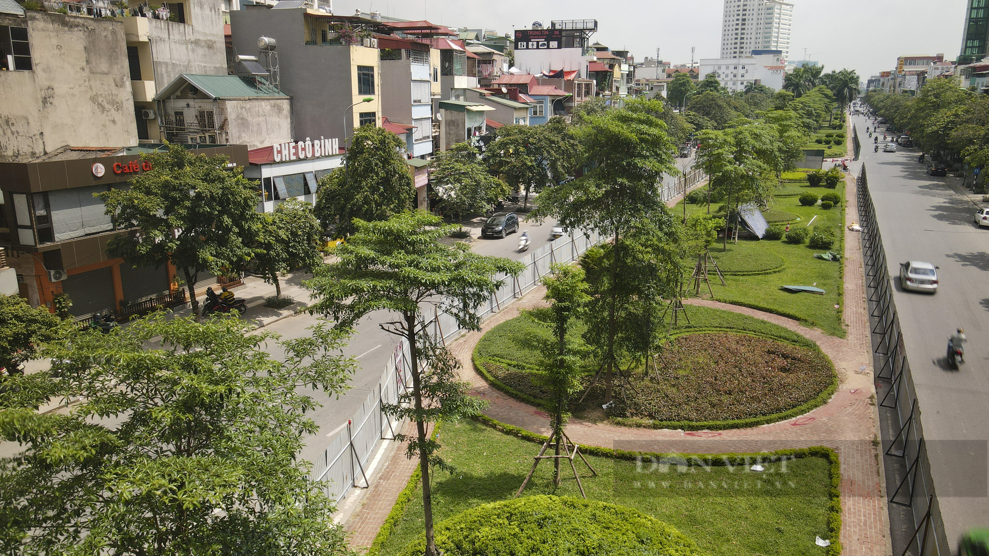 Ngắm tuyến đường &quot;đẹp nhất thủ đô&quot; trước ngày bị xén để mở rộng đường - Ảnh 5.