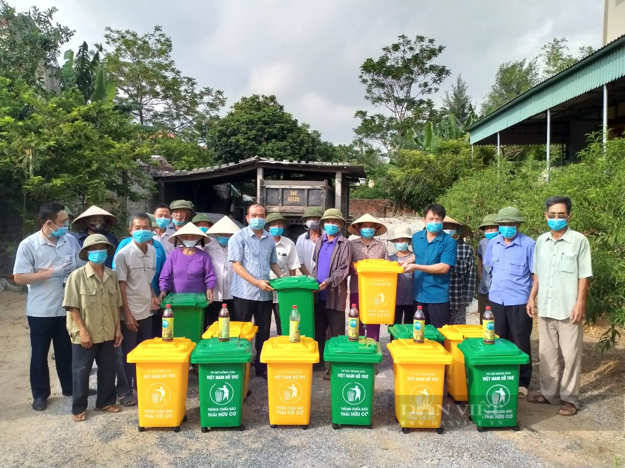 Tỉnh đoàn Bình Thuận triển khai mô hình phân loại xử lý rác thải hữu cơ  tại hộ gia đình
